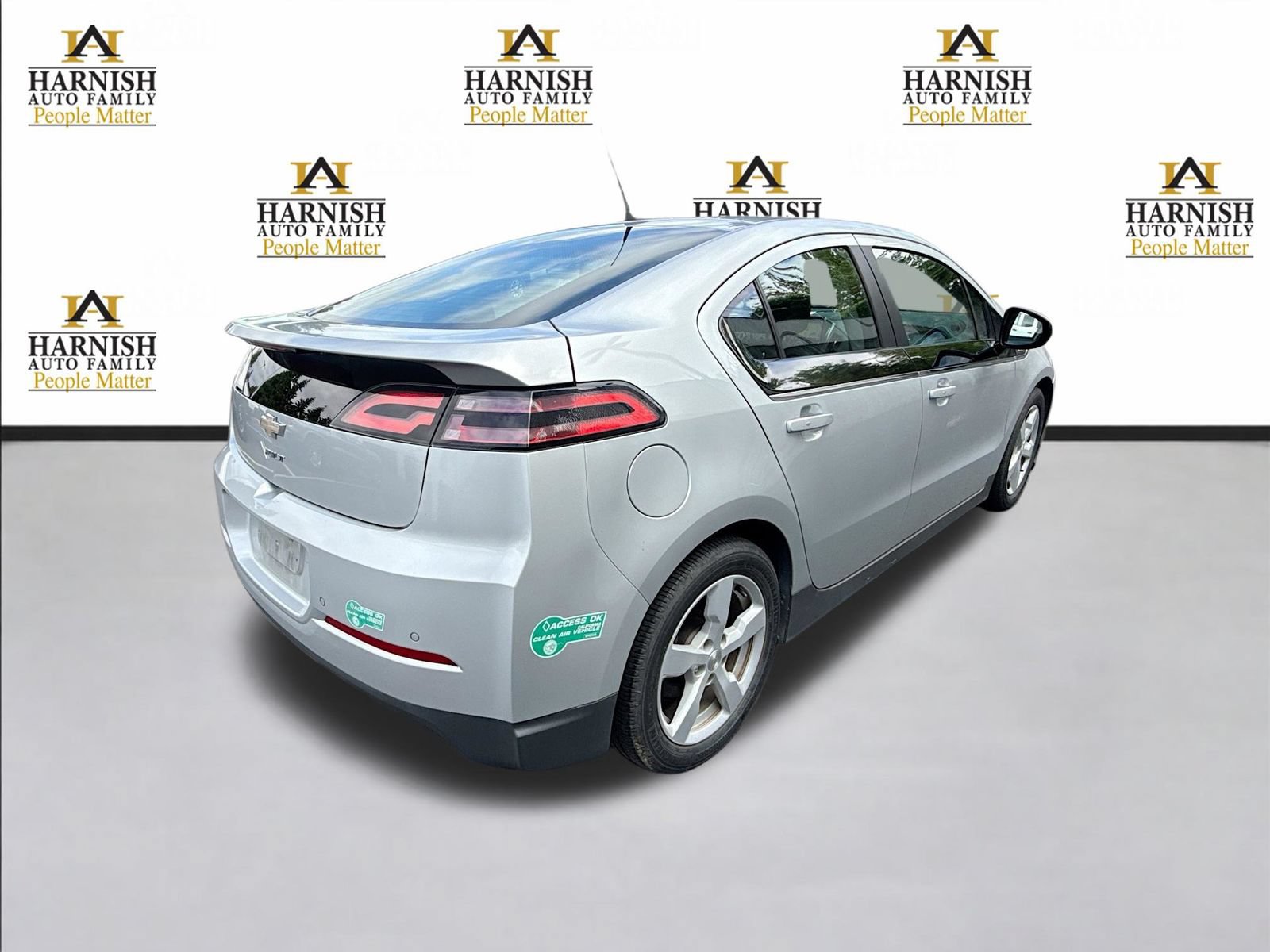 Used 2014 Chevrolet Volt Premium w/ Premium Trim Package FWD image 6
