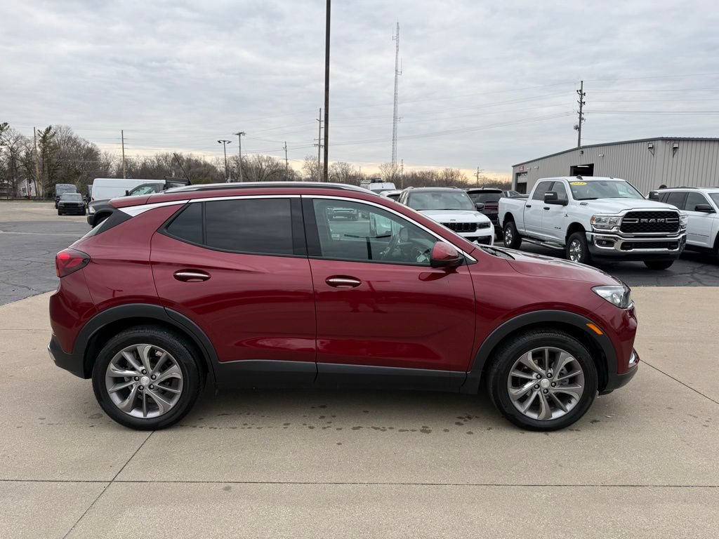 Used 2023 Buick Encore GX Essence w/ Experience Buick Package FWD image 9