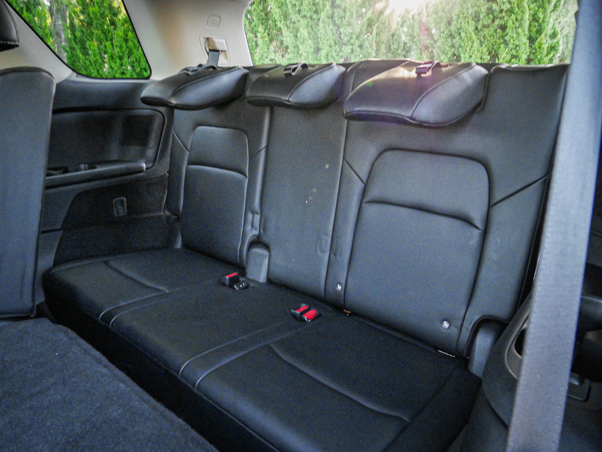 Used 2024 Nissan Pathfinder Platinum w/ Cargo Package image 32