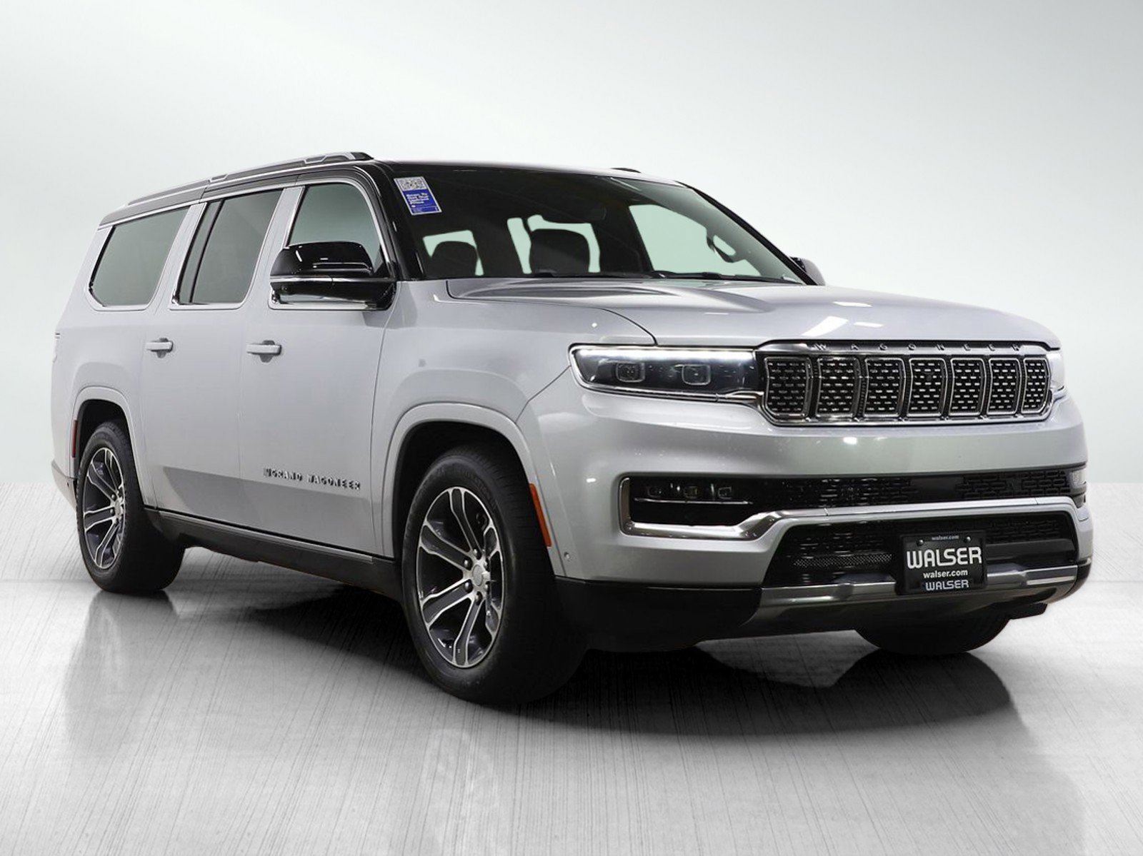 Used 2024 Jeep Grand Wagoneer L 4WD image 8