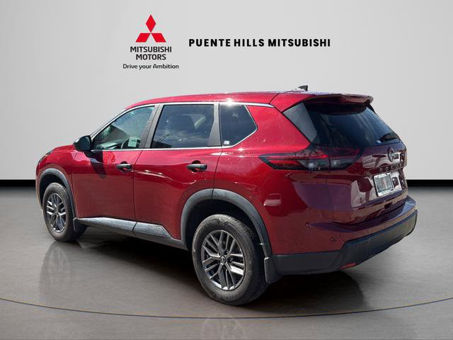 Used 2025 Nissan Rogue S image 7