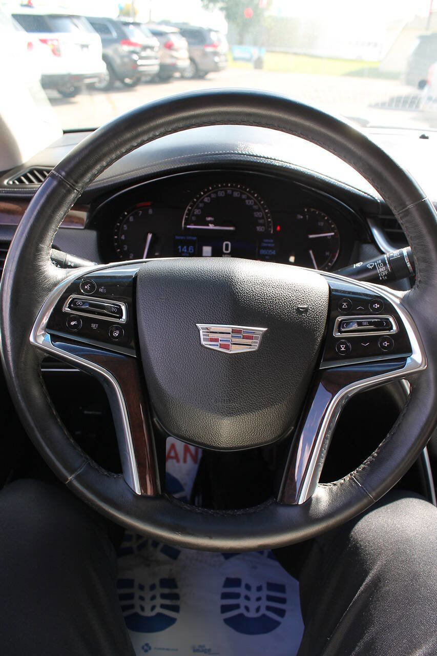 Used 2017 Cadillac XTS Luxury image 24