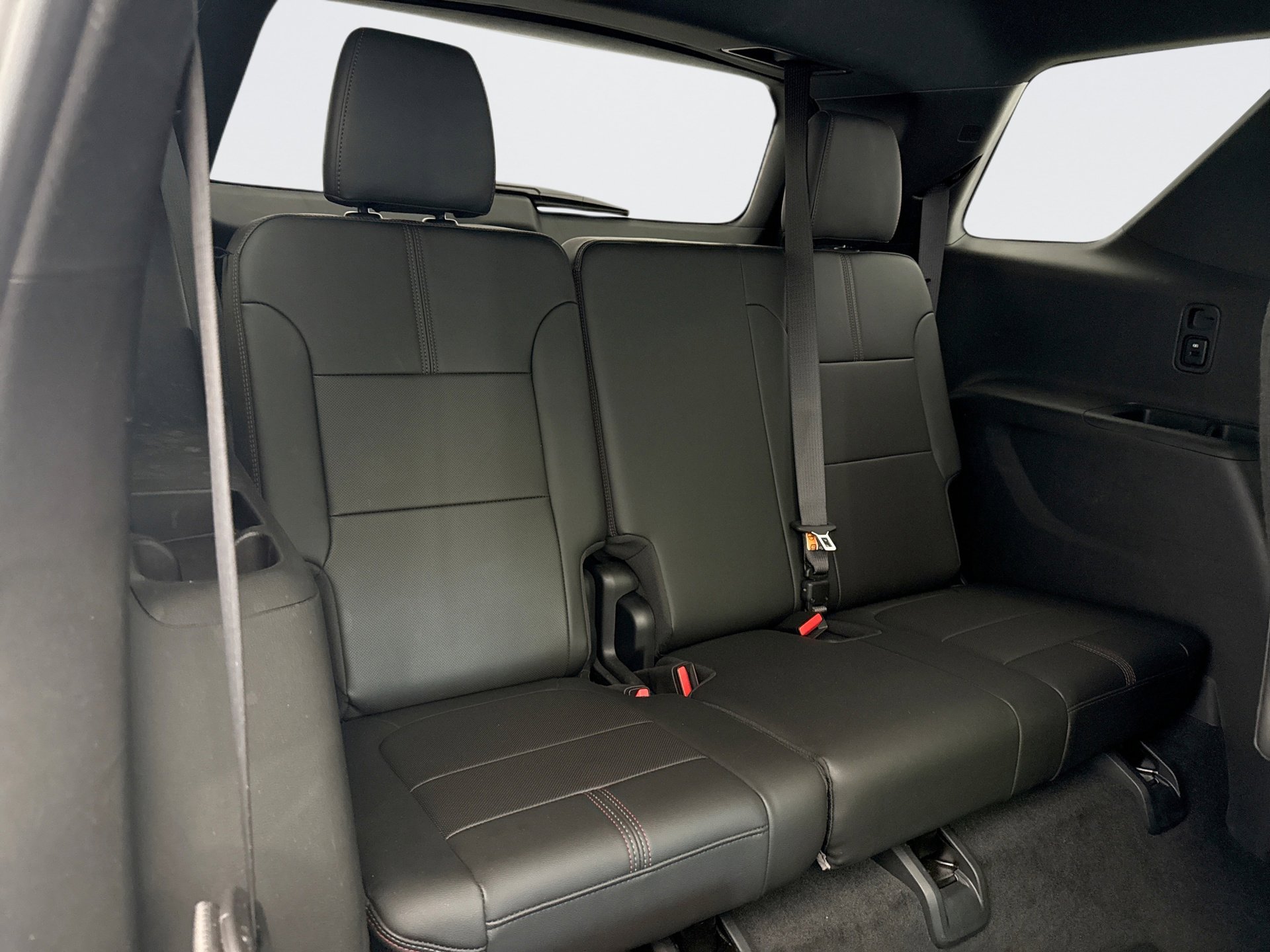 Used 2023 Chevrolet Traverse RS w/ LPO, Floor Liner Package AWD/4WD image 19