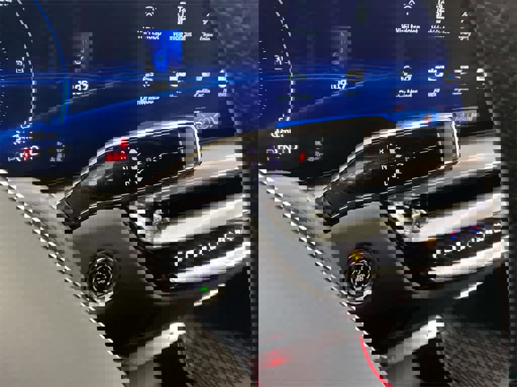 Used 2024 Cadillac Lyriq Luxury w/ LPO, Floor Liner Package image 26