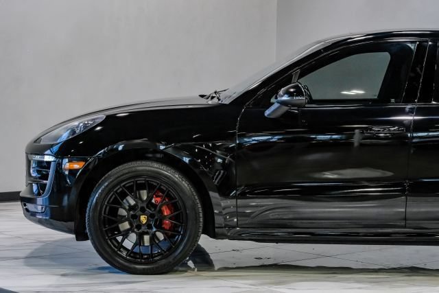 Used 2017 Porsche Macan GTS w/ Premium Package Plus AWD/4WD image 14