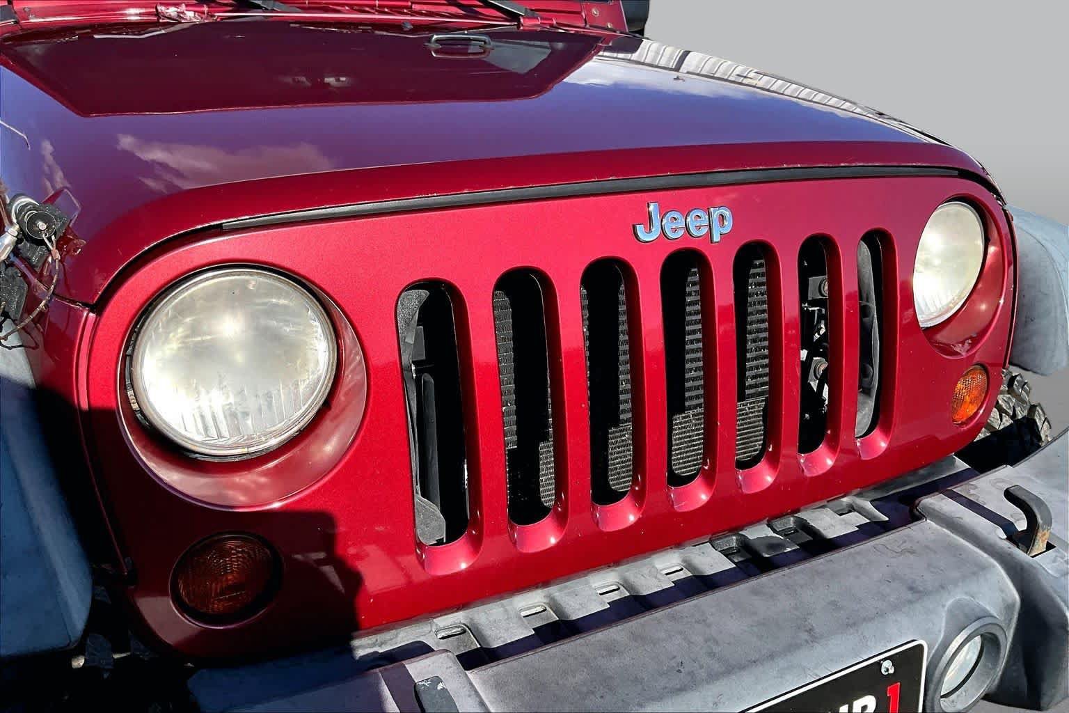 Used 2013 Jeep Wrangler Unlimited Sport AWD/4WD image 30
