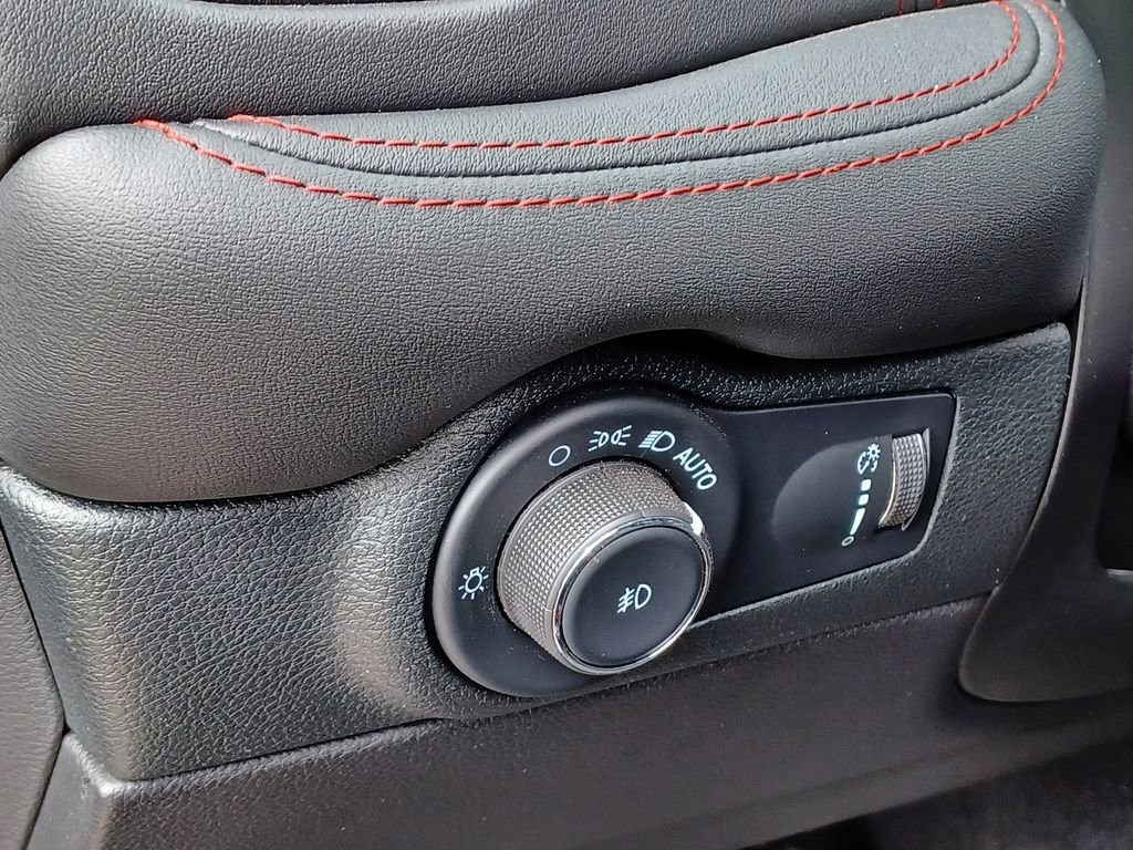 Used 2023 Dodge Durango GT AWD/4WD image 16