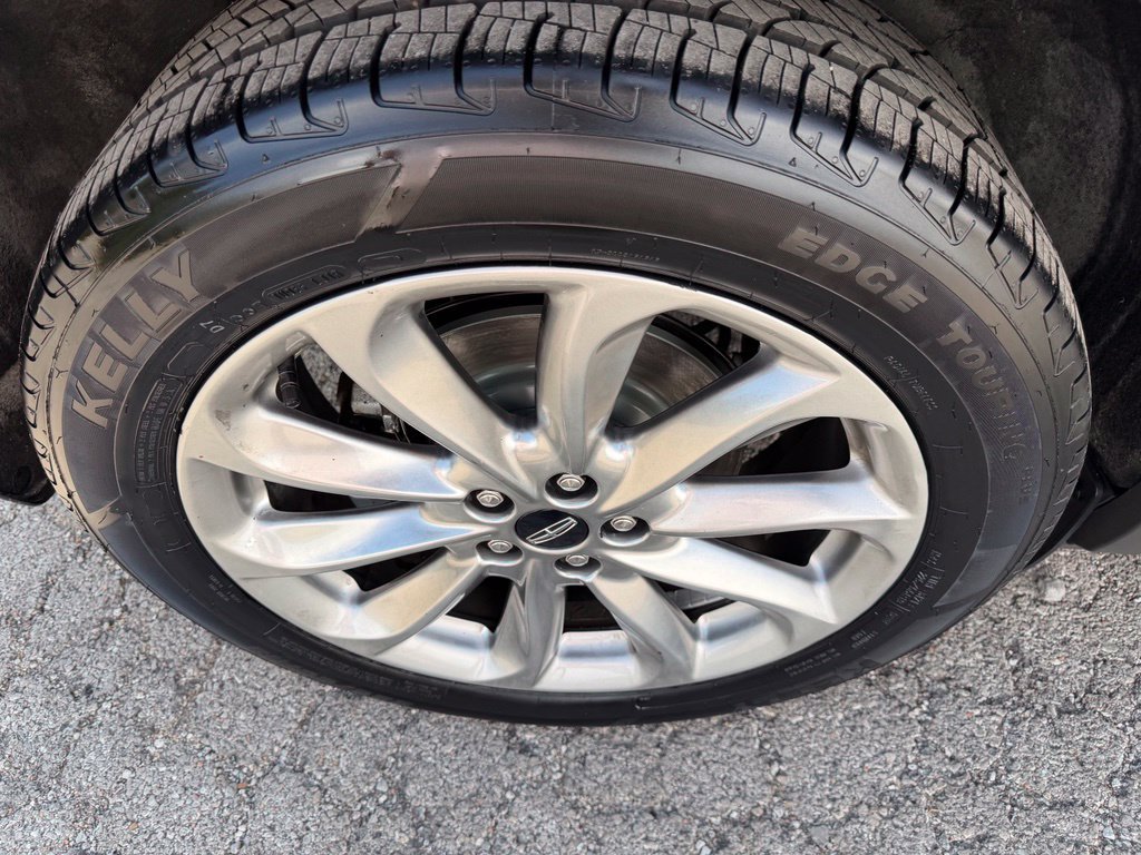 Used 2022 Lincoln Corsair AWD w/ Premium Package image 35