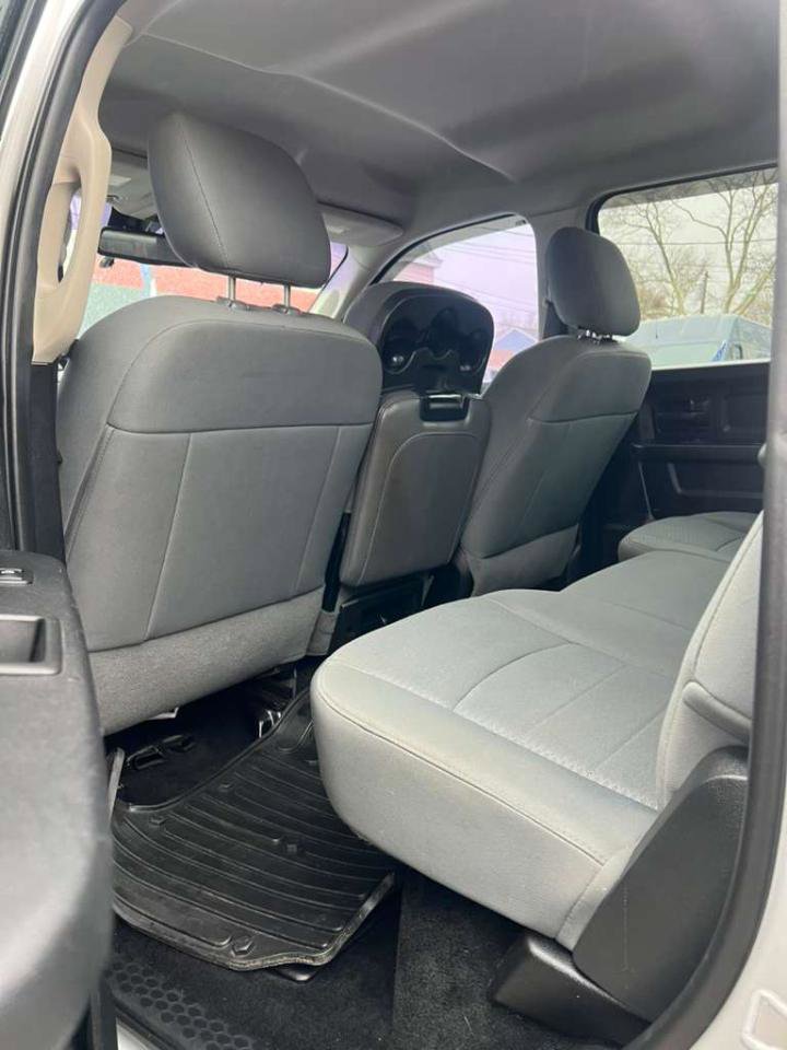 Used 2014 RAM 1500 Express w/ Ram Charger Package image 20