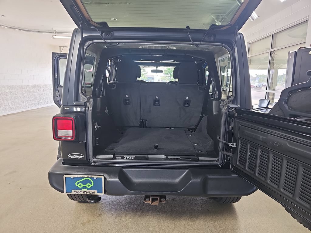 Used 2021 Jeep Wrangler Unlimited Sport AWD/4WD image 15