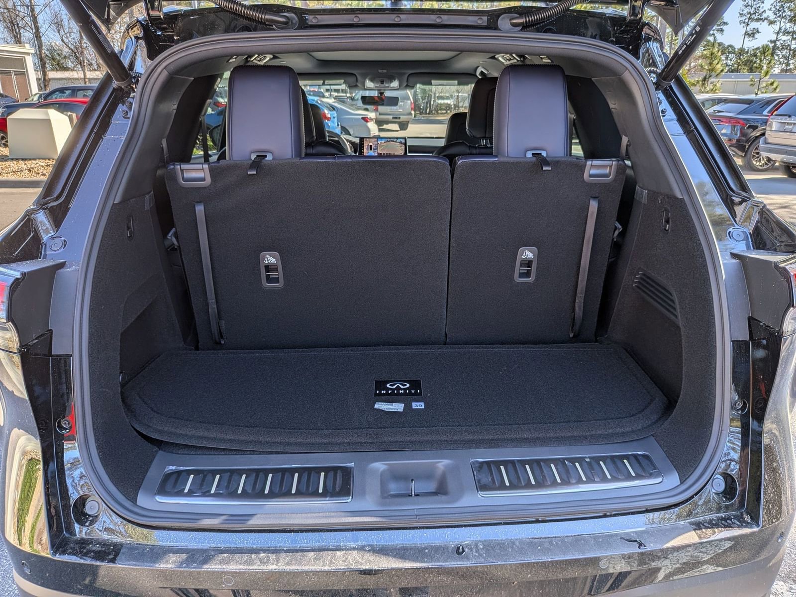 New 2026 INFINITI QX60 Sport w/ Dark Cargo Package AWD/4WD image 32