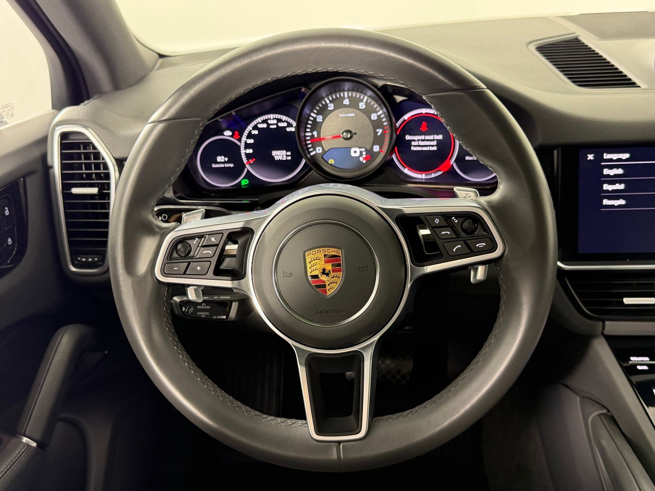 Used 2022 Porsche Cayenne image 21