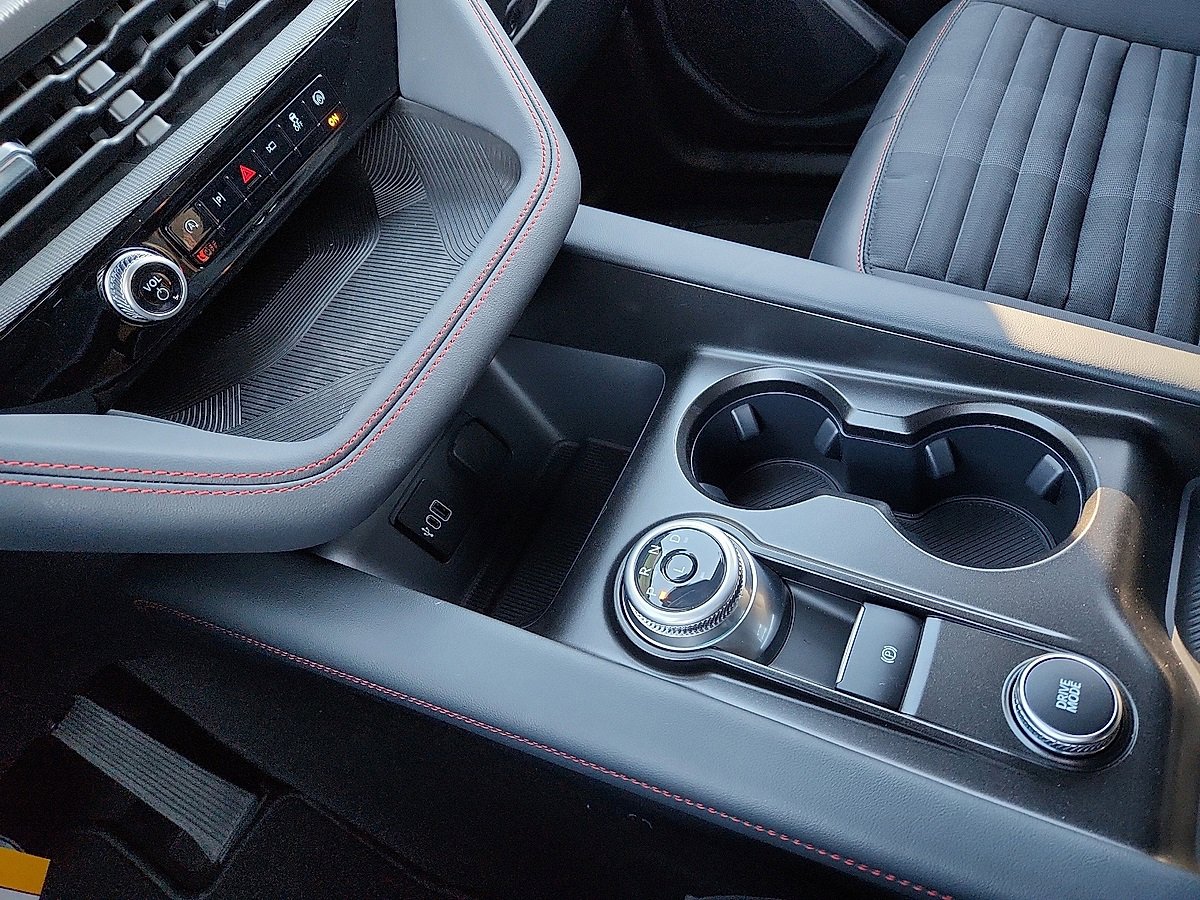 New 2026 Ford Explorer ST-Line w/ Premium Package image 12