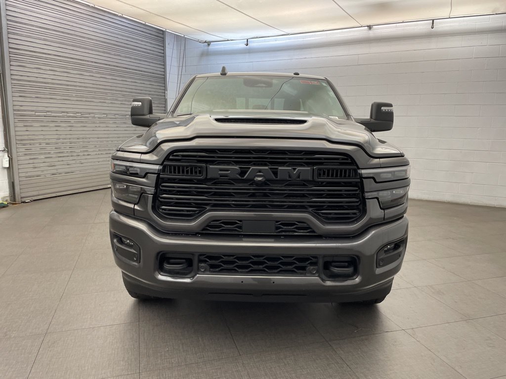 New 2026 RAM 2500 Laramie AWD/4WD image 9