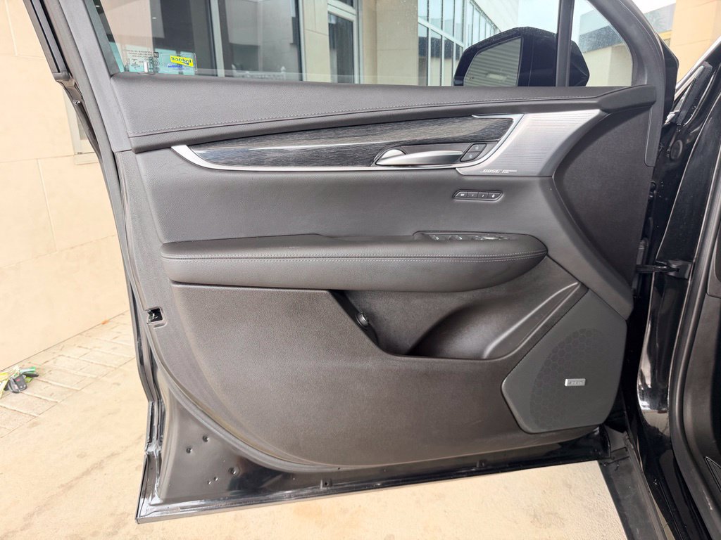 Used 2023 Cadillac XT5 Premium Luxury FWD image 10