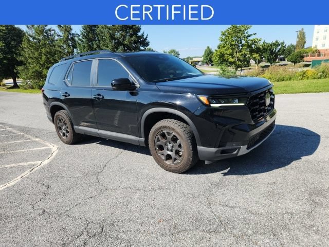 Certified 2023 Honda Pilot TrailSport image 7