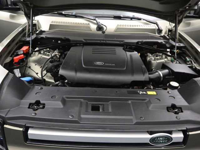 Used 2024 Land Rover Defender 110 S image 14