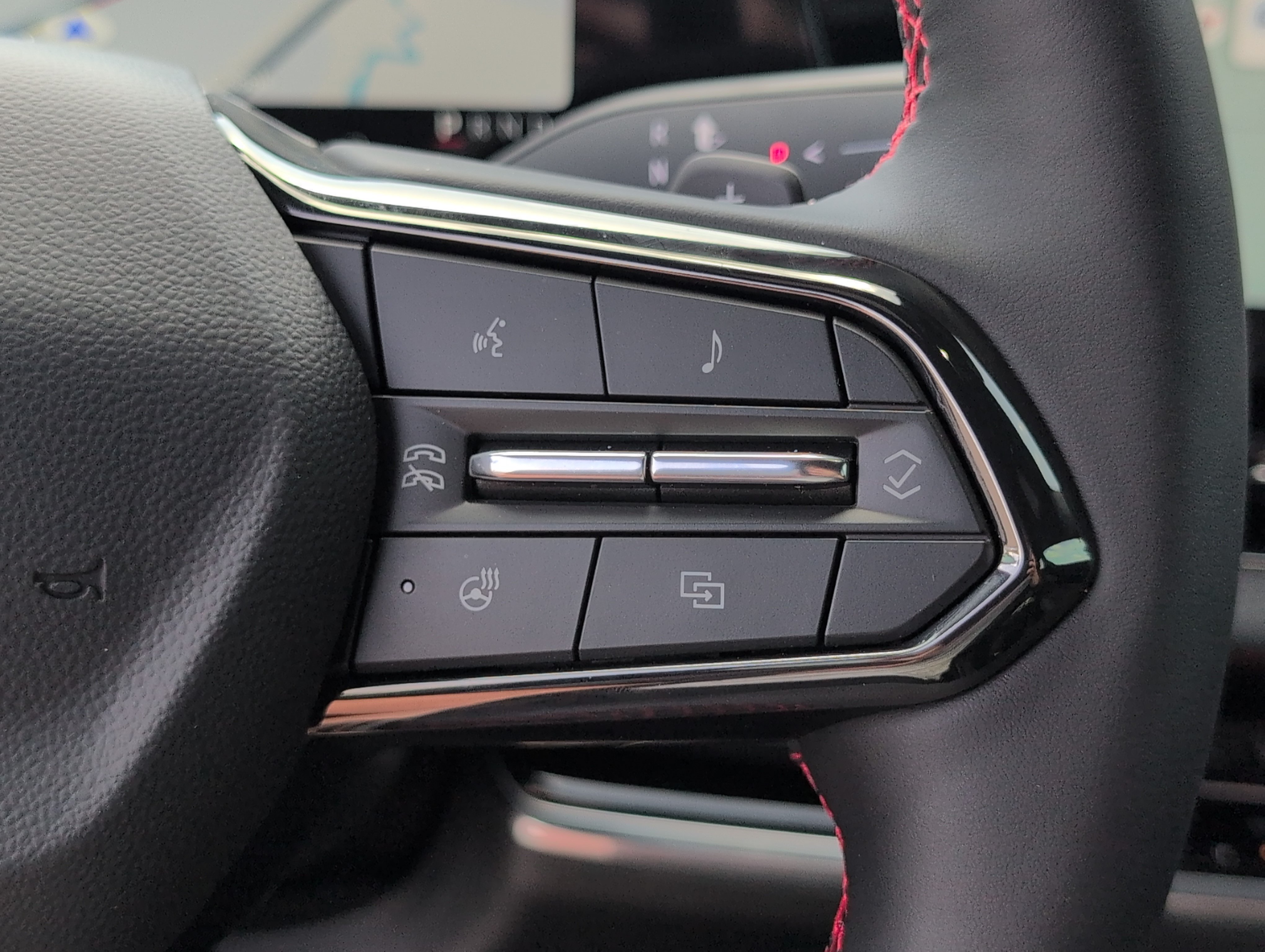 Used 2026 Chevrolet Equinox RS FWD image 27