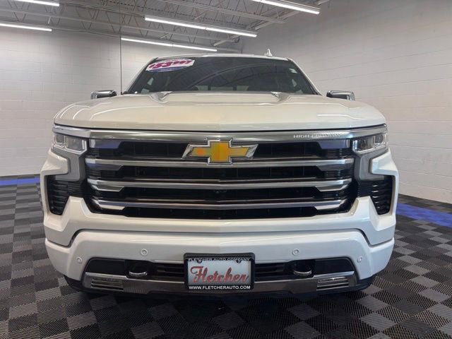 Used 2023 Chevrolet Silverado 1500 High Country w/ Technology Package image 13