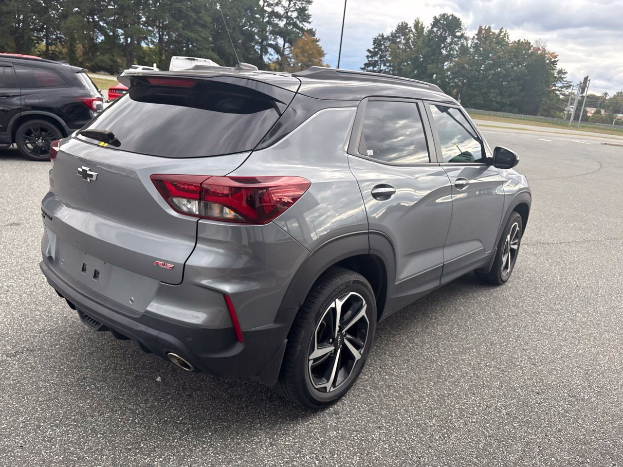 Used 2022 Chevrolet TrailBlazer RS w/ Sun and Liftgate Package AWD/4WD image 10
