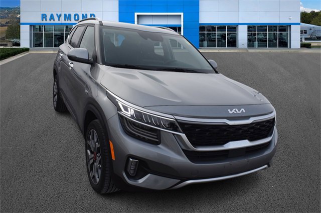 Used 2023 Kia Seltos SX w/ SX Sunroof Package image 9