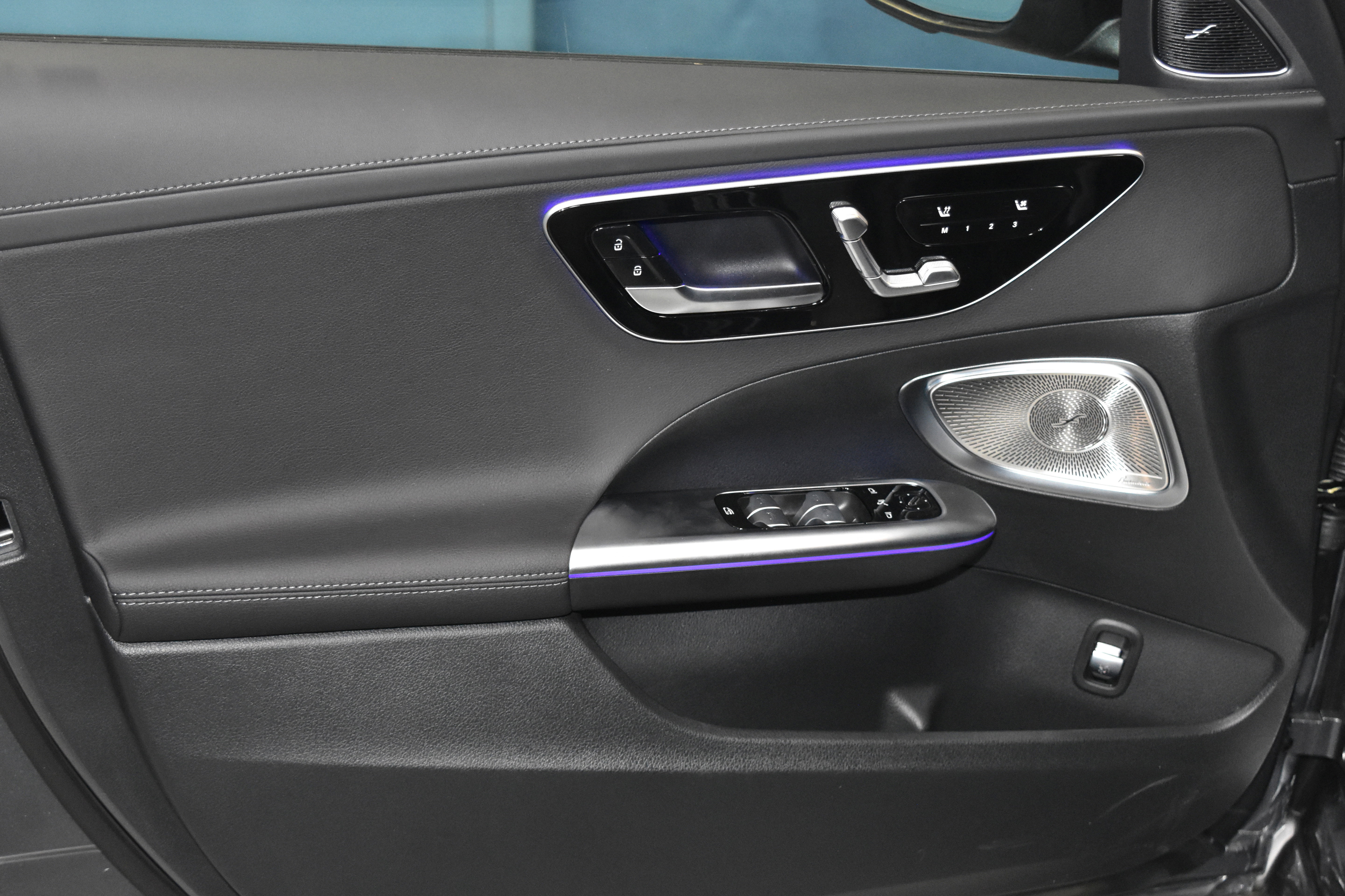 New 2026 Mercedes-Benz C 300 4MATIC Sedan image 3