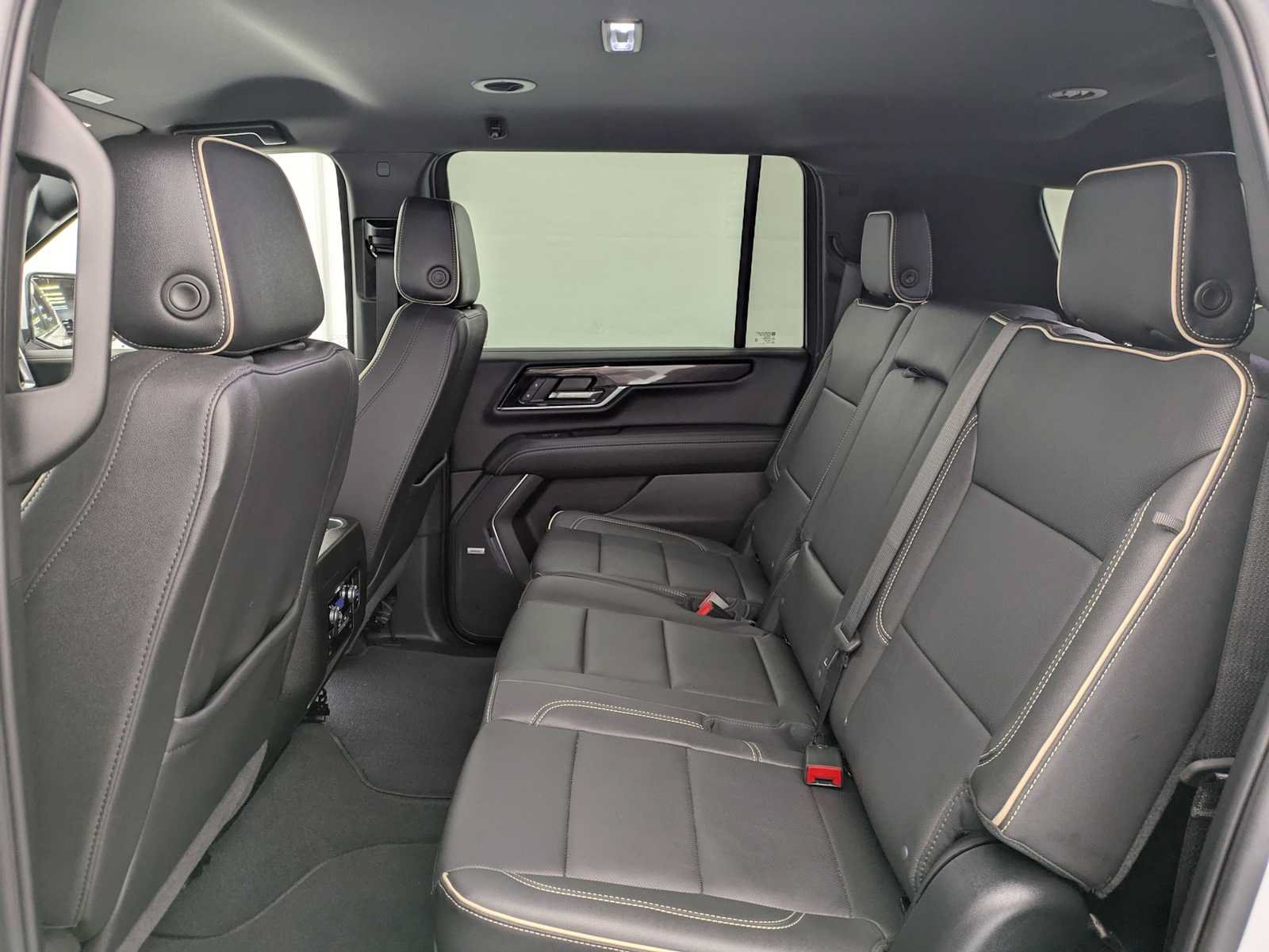 Used 2026 GMC Yukon XL Elevation AWD/4WD image 22