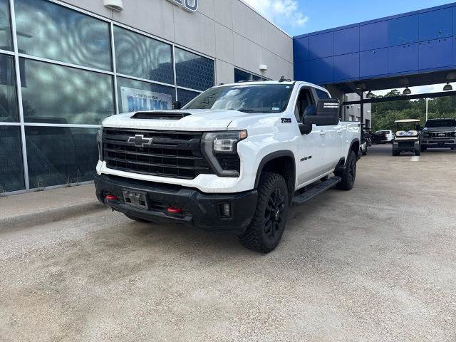 Used 2025 Chevrolet Silverado 2500 LT w/ Trail Boss Package AWD/4WD image 4