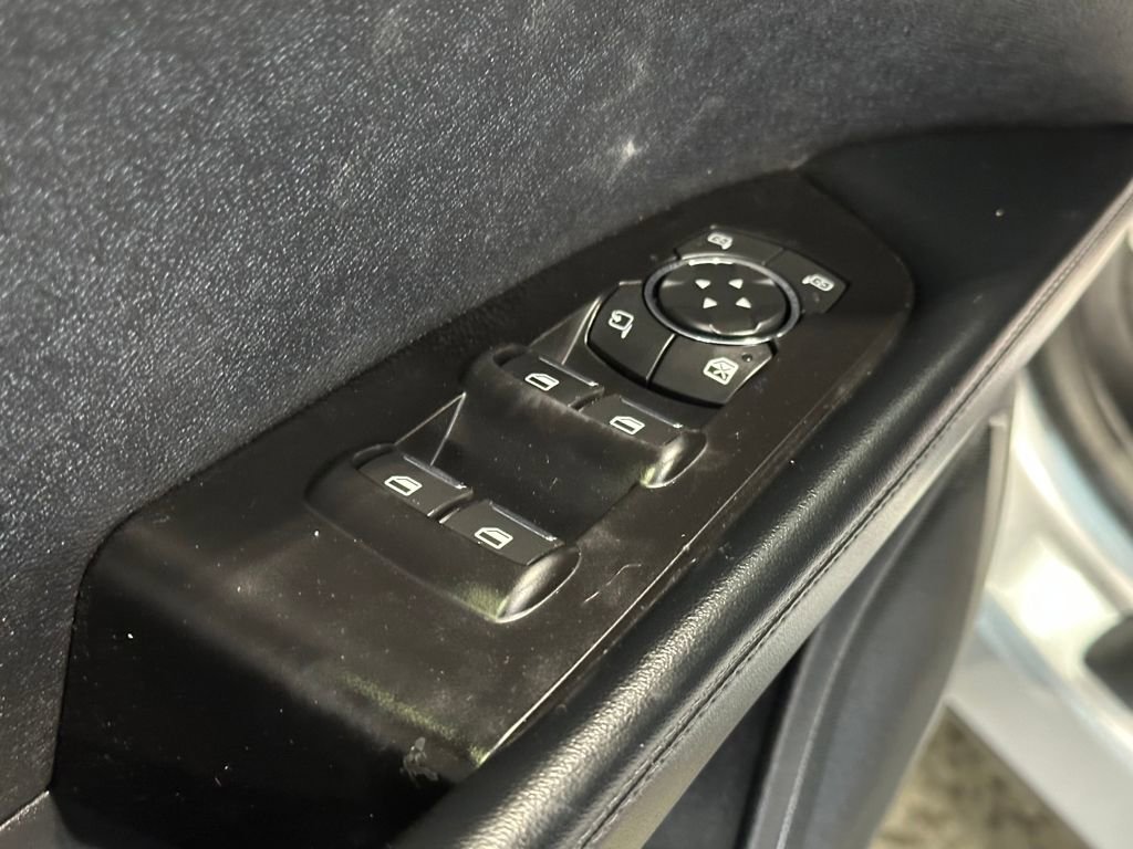 Used 2020 Lincoln Nautilus Reserve w/ Equipment Group 201A image 13