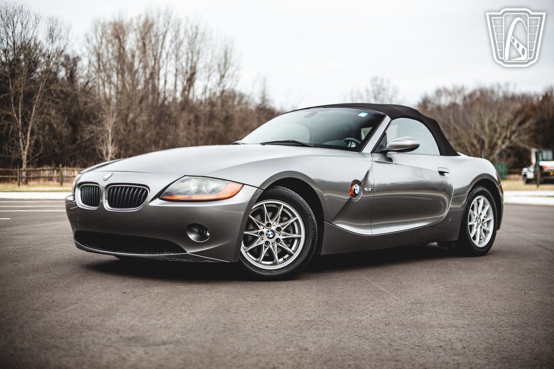 Used 2004 BMW Z4 2.5i image 2