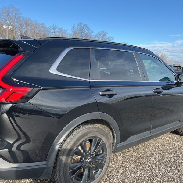 Used 2024 Honda CR-V Sport Touring image 11