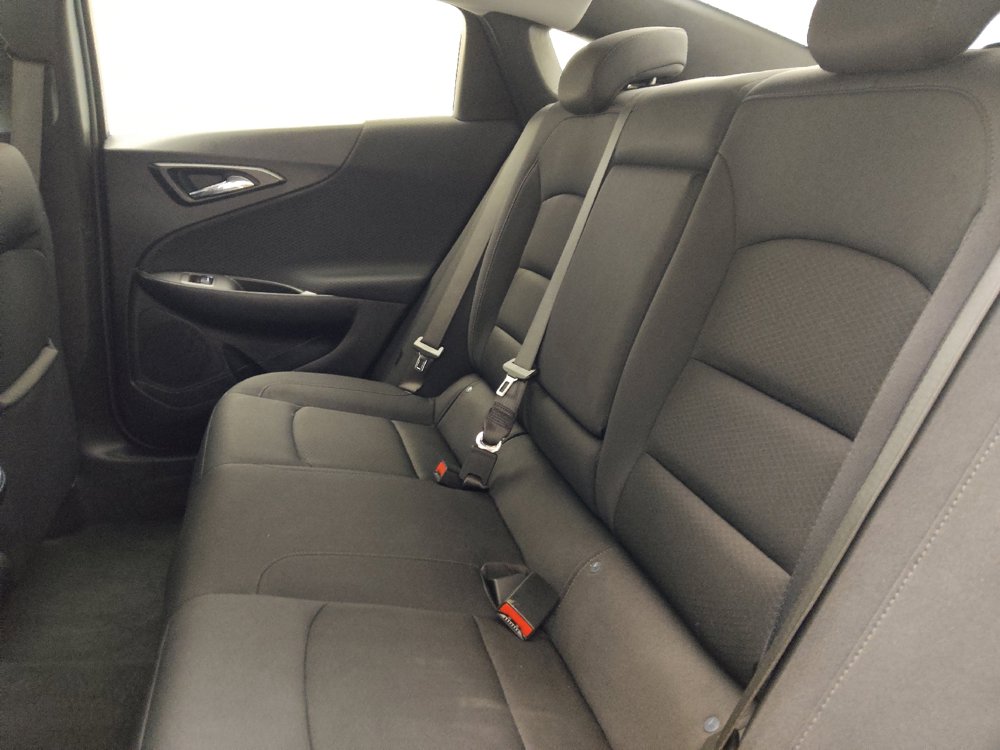 Used 2025 Chevrolet Malibu LT FWD image 18