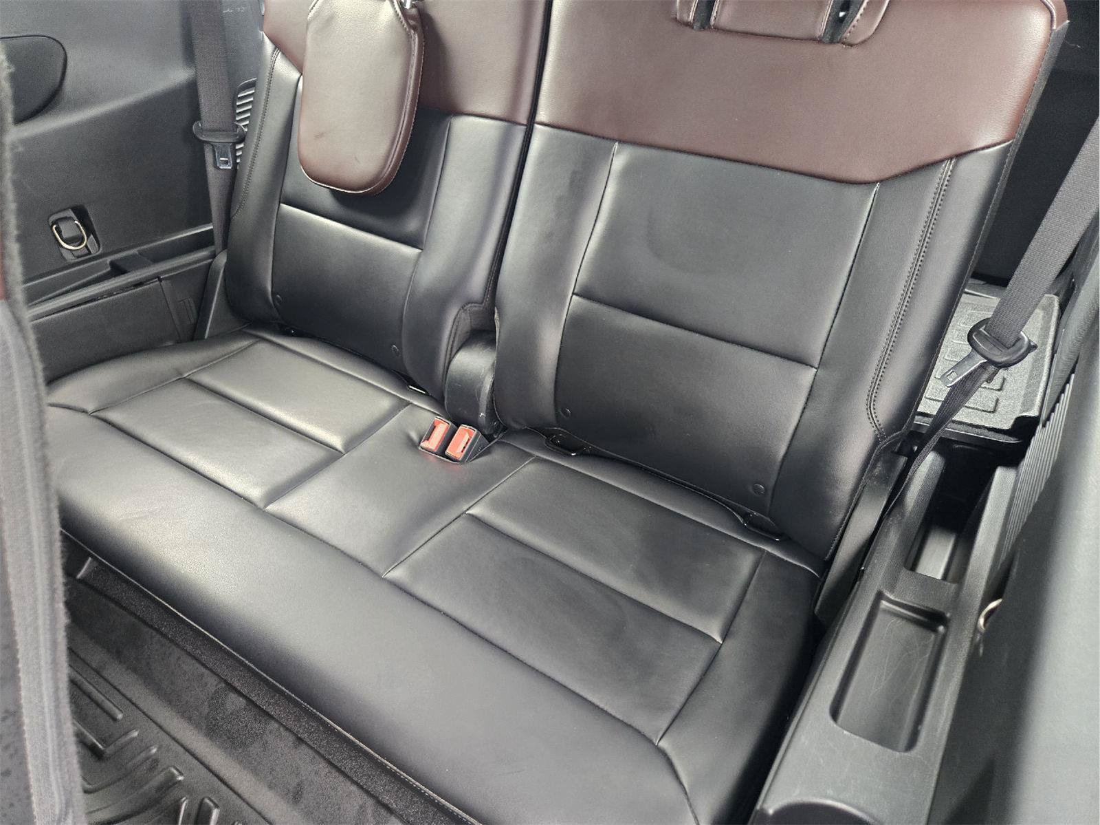 Used 2020 Ford Explorer Platinum AWD/4WD image 30