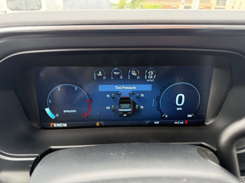 New 2025 Ford F350 Platinum w/ FX4 Off-Road Package image 32