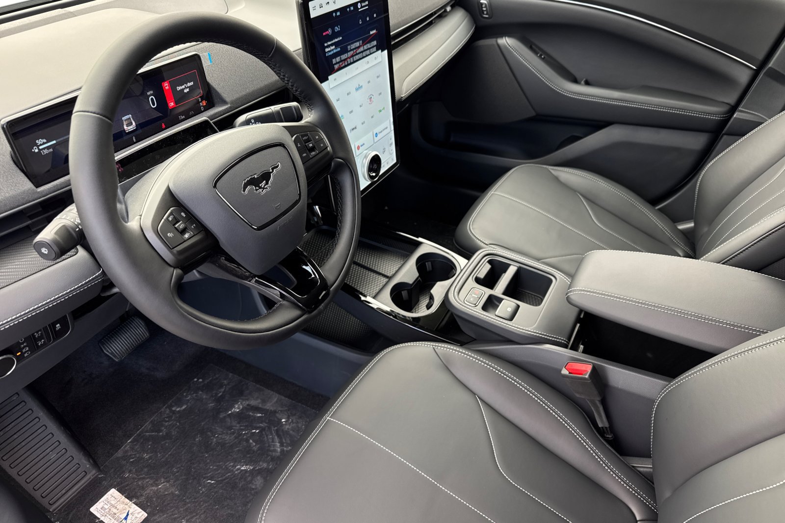 New 2026 Ford Mustang Mach-E Select w/ Comfort Package Lite RWD image 10