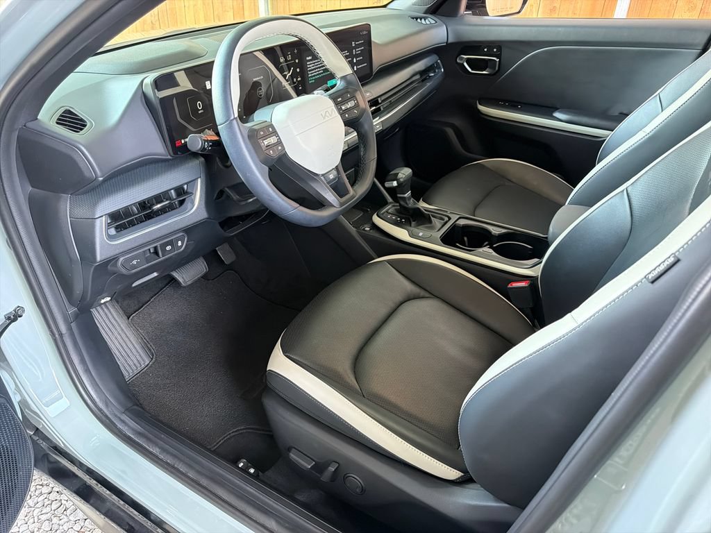 Used 2025 Kia K4 GT-Line FWD image 2
