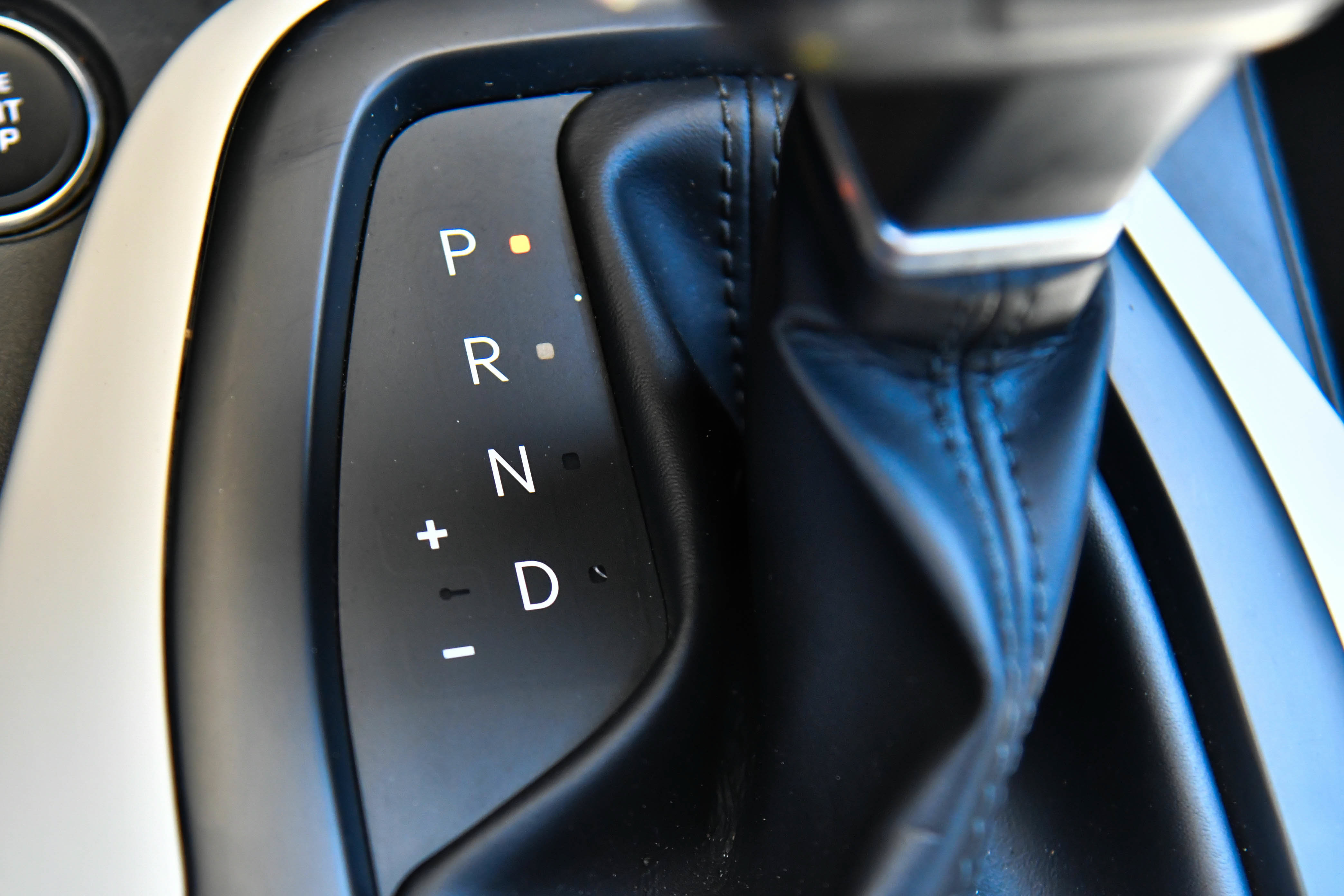 Used 2025 Kia K4 GT-Line Turbo FWD image 37