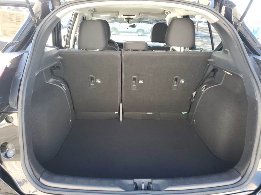 Used 2022 Nissan Kicks SV image 33