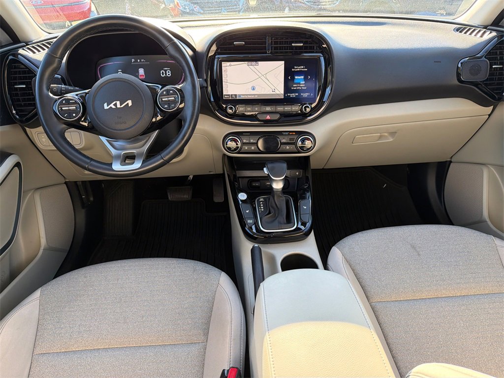 Used 2023 Kia Soul EX image 22