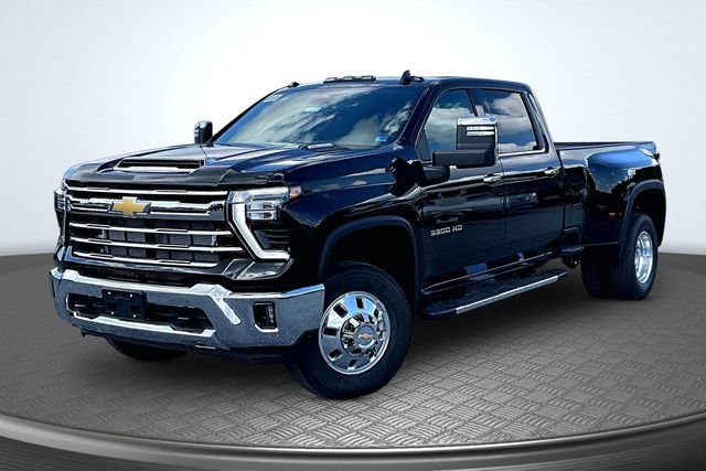 New 2026 Chevrolet Silverado 3500 LTZ w/ LTZ Convenience Package AWD/4WD image 1
