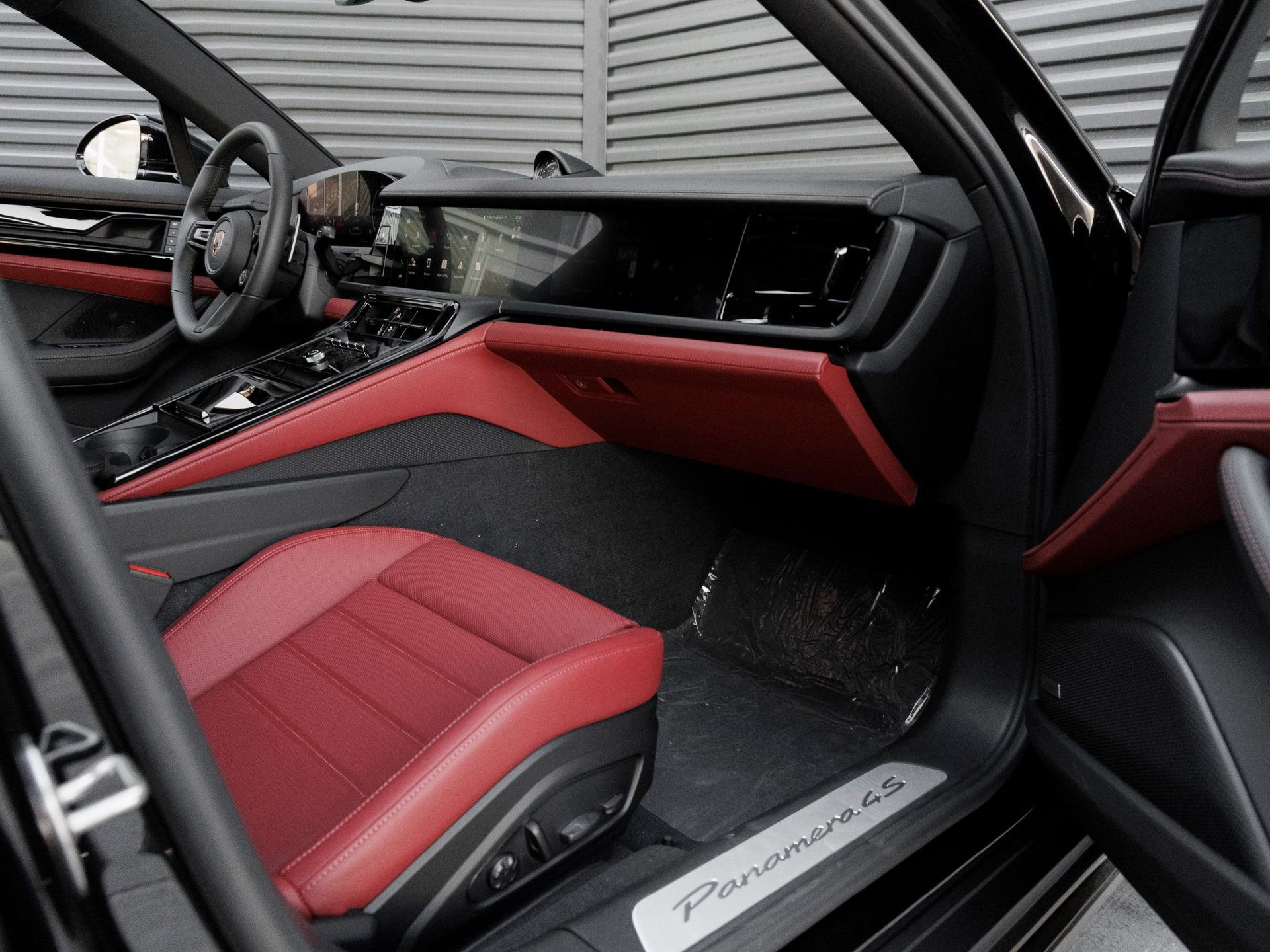 New 2026 Porsche Panamera 4S image 36