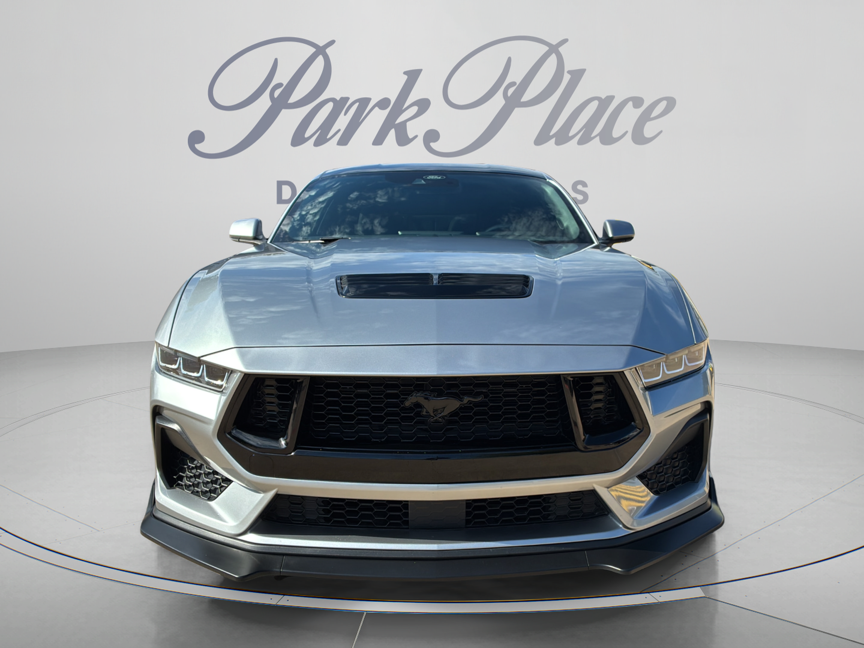 Used 2024 Ford Mustang GT RWD image 8