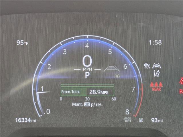 Used 2025 Toyota Corolla Cross XLE w/ Convenience Package image 11