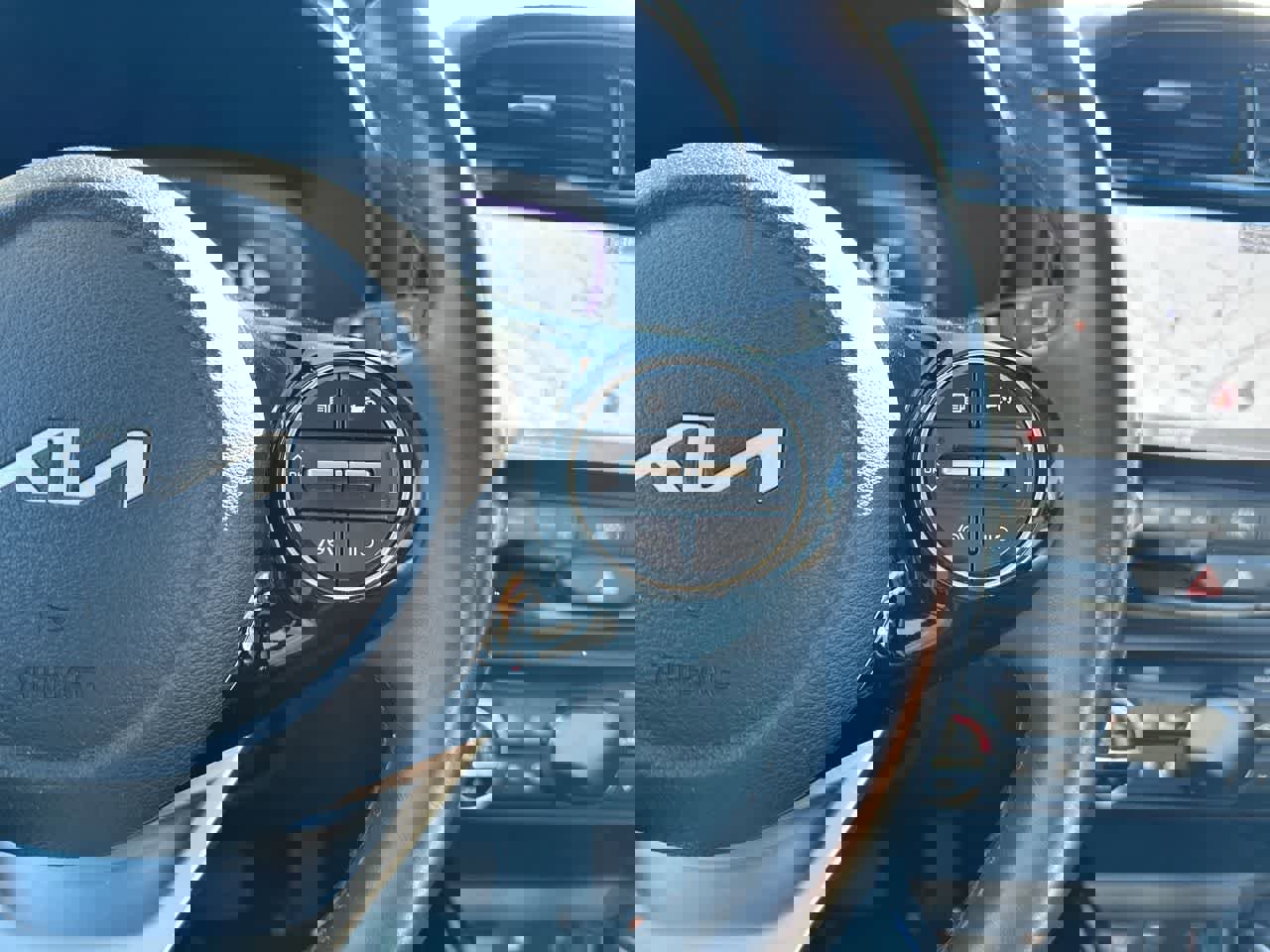 Used 2023 Kia Soul EX image 30