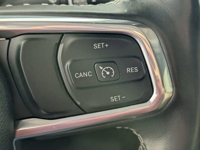 Certified 2023 Jeep Gladiator Overland w/ Popular Equipment Package AWD/4WD image 15