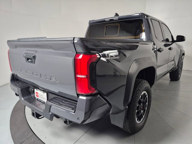 Certified 2024 Toyota Tacoma TRD Off-Road AWD/4WD image 4