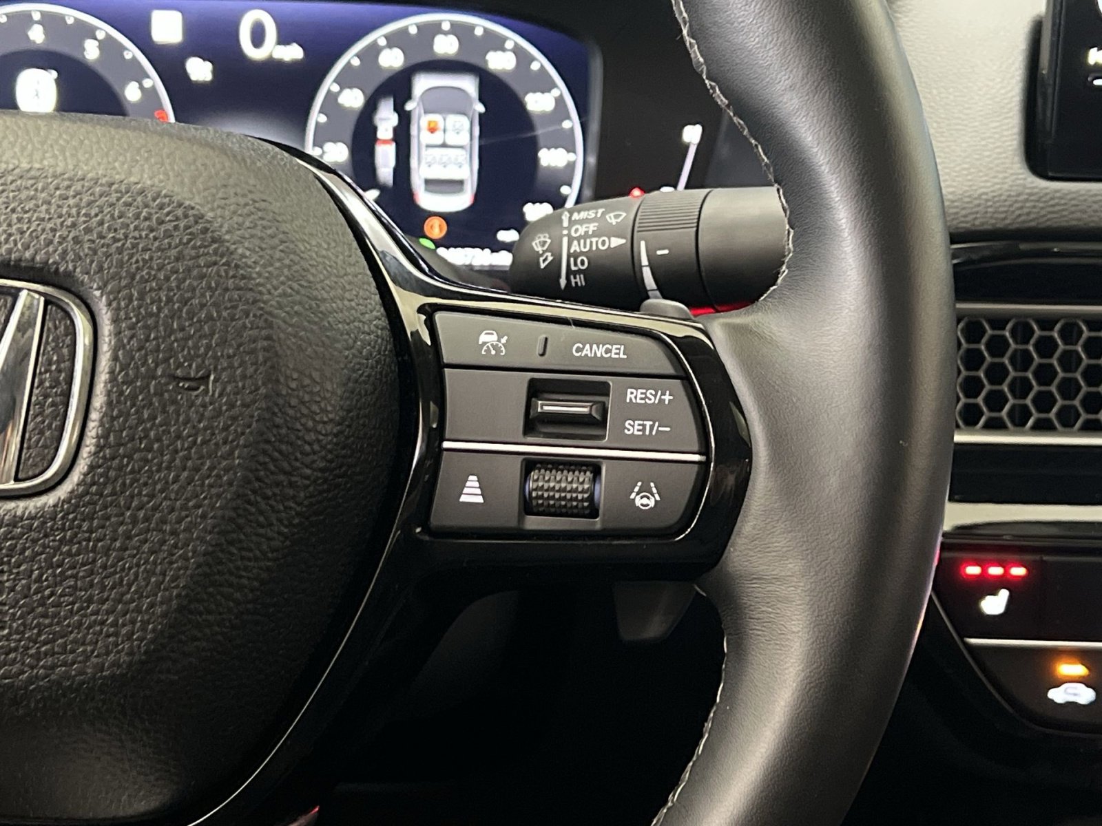 Used 2023 Honda Civic Touring image 31