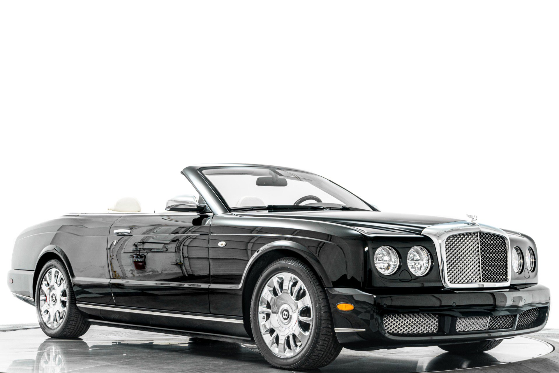 Used 2009 Bentley Azure RWD image 33