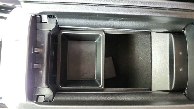 Used 2024 Mercedes-Benz GLC 300 4MATIC w/ AMG Line image 51