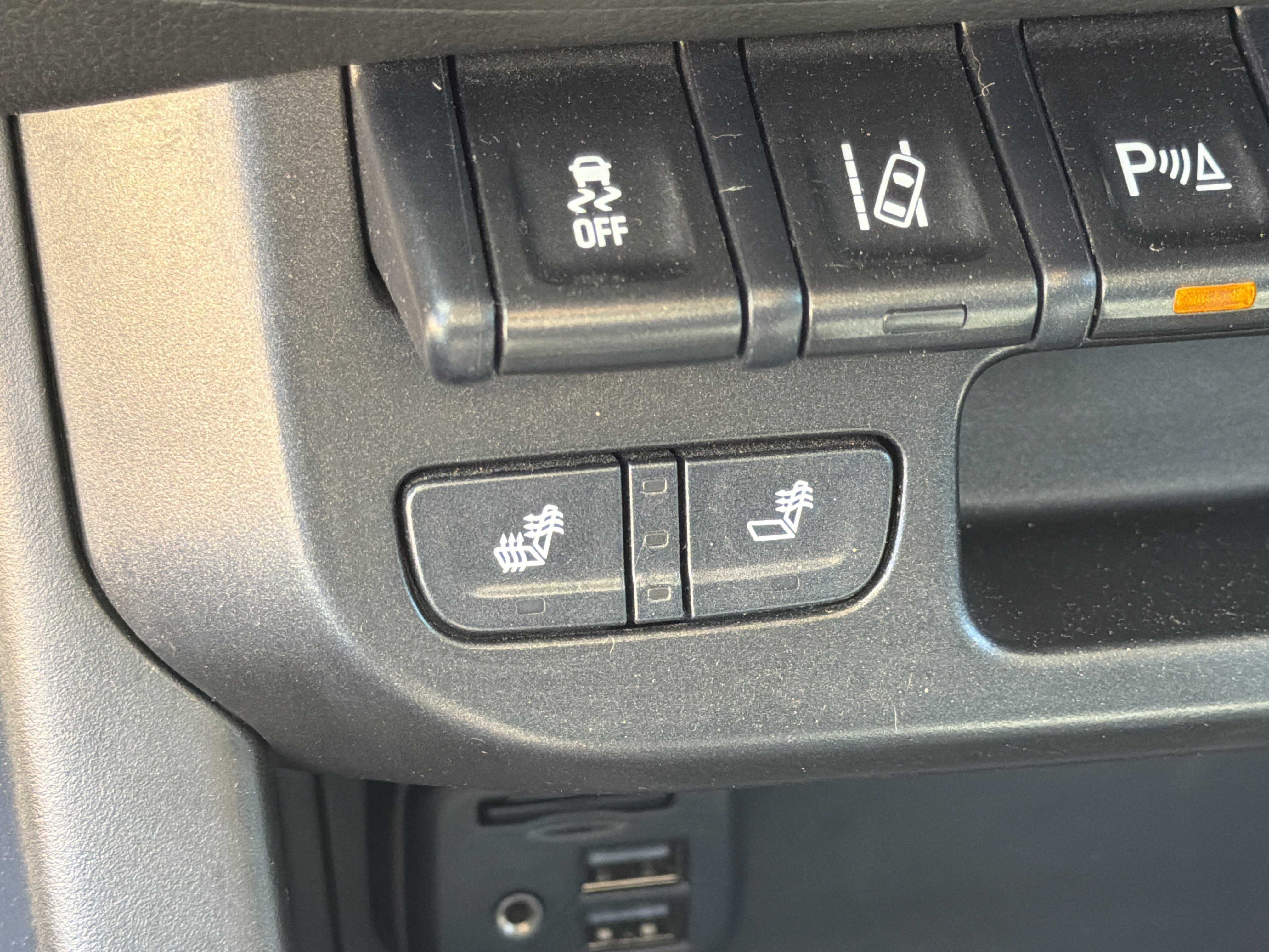 Used 2021 GMC Canyon AT4 w/ Driver Alert Package image 30